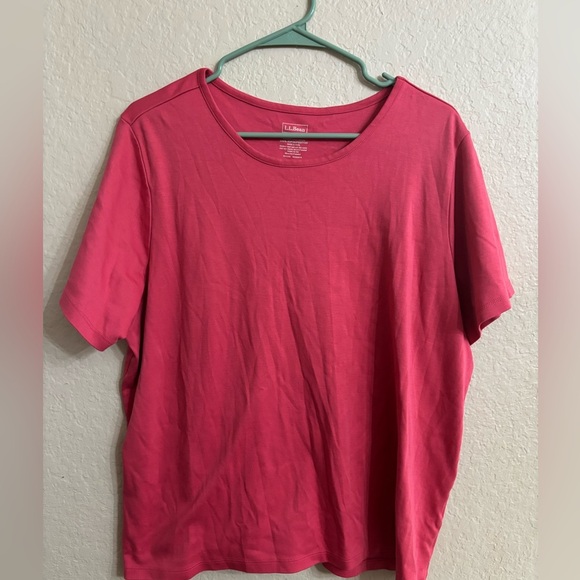 L.L. Bean Top - Picture 1 of 3
